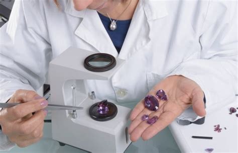 how can a refractometer be used to identify gemstones|refractometer gemstone identification.